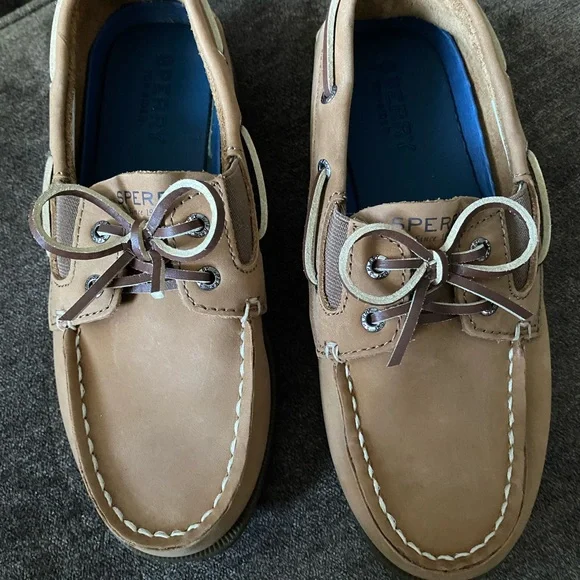 Boys sperry water shoes - size 3 - Picture 1 of 2